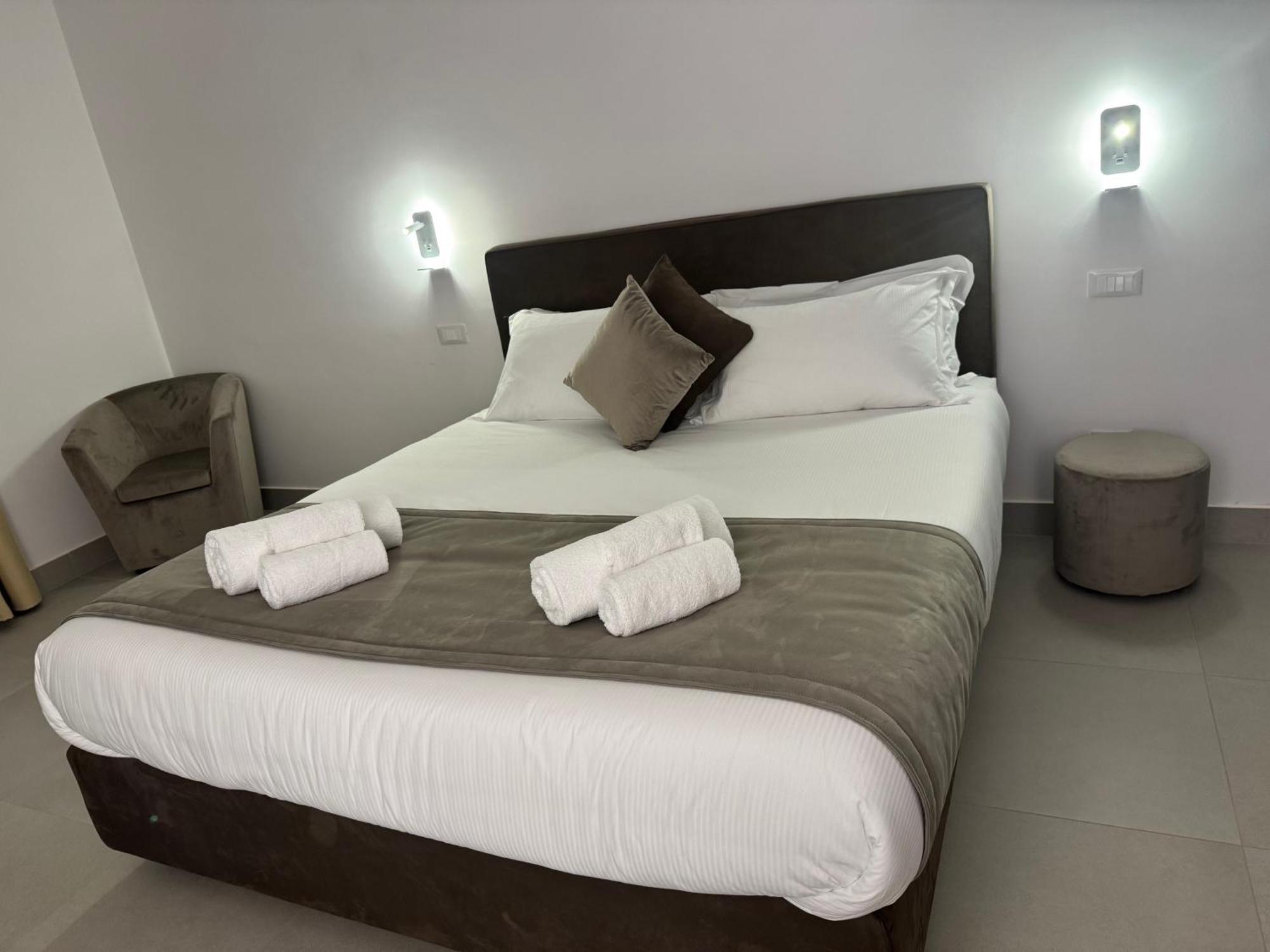 Cicerone's Luxury * Rom